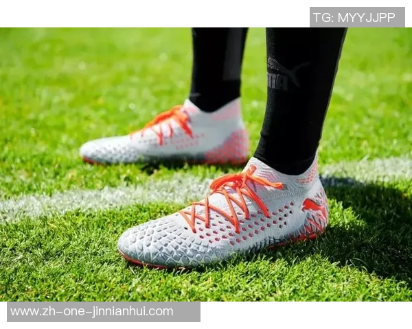 足球与张国荣的激情碰撞:从绿茵场到音乐舞台的传奇故事 足球与张国荣的激情碰撞:从绿茵场到音乐舞台的传奇故事